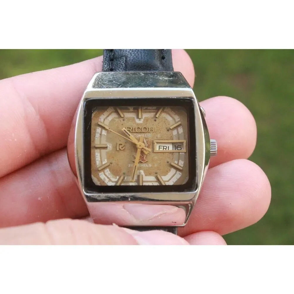 Vintage 1985 Ricoh Automatic Mens Silver Watch W/daydate & Gold accents